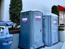 Best Deluxe Portable Toilet Rental  in Aurora, IL